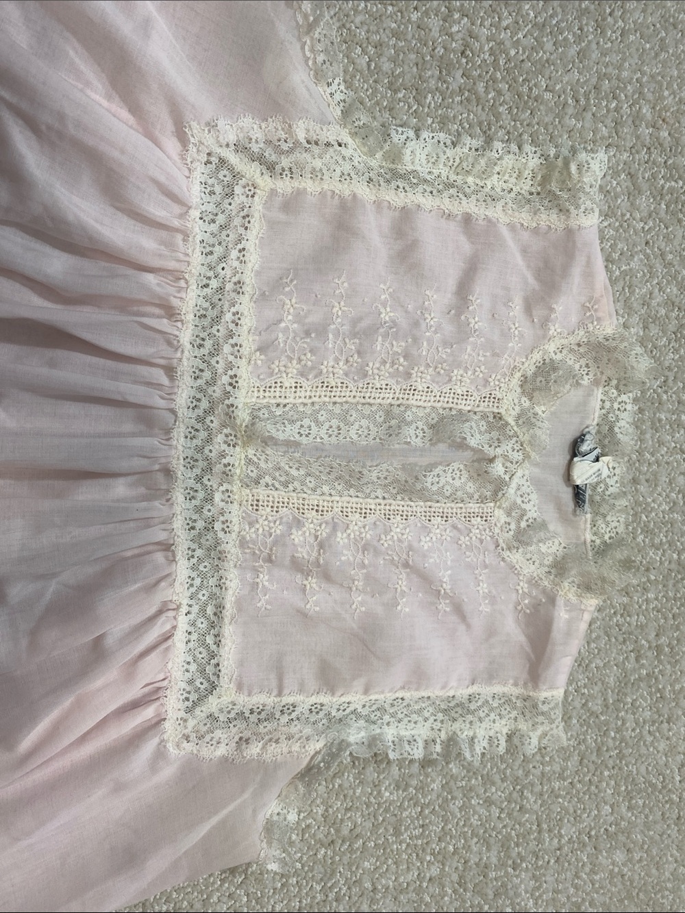 Vintage Christian Dior Lingerie Pink Lace Coquette Long Nightgown 70s 80s Size S - Picture 8 of 16
